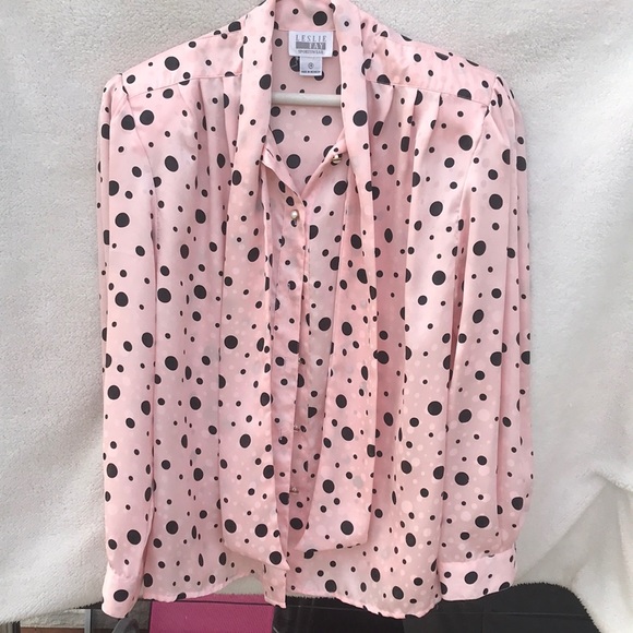 Leslie Fay Sportswear Tops - Women’s pink w/ Black polka-dots button-Up blouse.